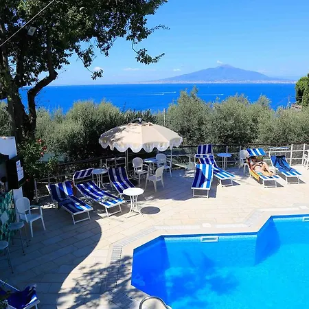 Kemping Nube D'argento *