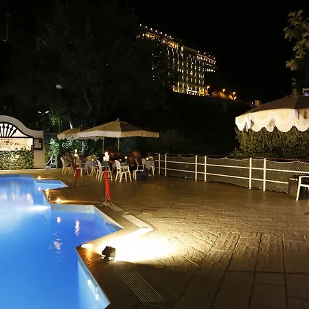 Nube D'argento Camping Península Sorrentina